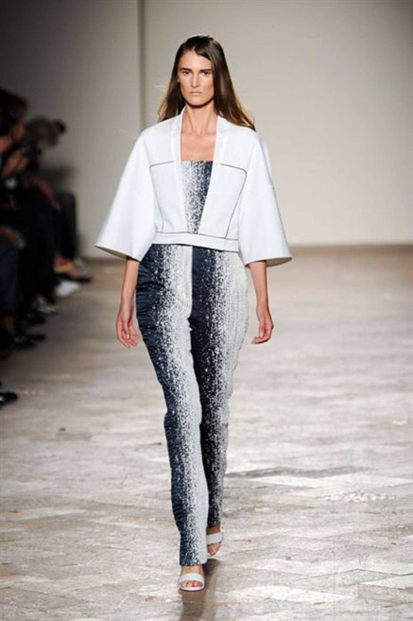 GABRIELE COLANGELO, UNA FUTURISTA ELEGANTE