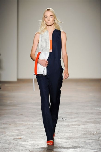 Fotoservizio/SS 2013/WOMEN/GABRIELE COLANGELO/DP1/4