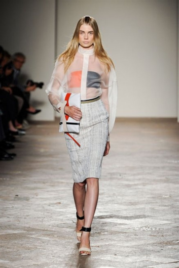 Fotoservizio/SS 2013/WOMEN/GABRIELE COLANGELO/DP1/12