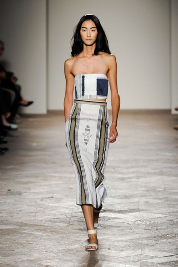 Fotoservizio/SS 2013/WOMEN/GABRIELE COLANGELO/DP1/15