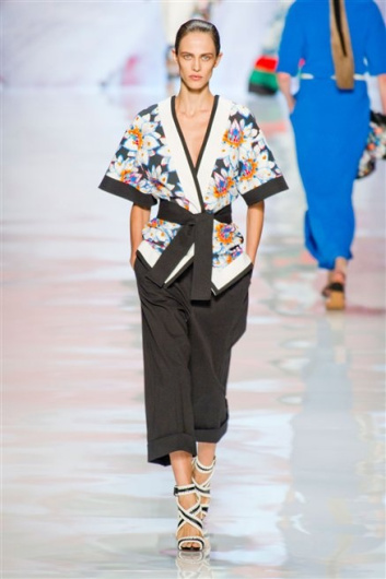 Fotoservizio/SS 2013/WOMEN/ETRO/DP1/11