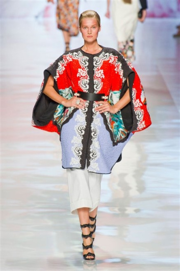 Fotoservizio/SS 2013/WOMEN/ETRO/DP1/14