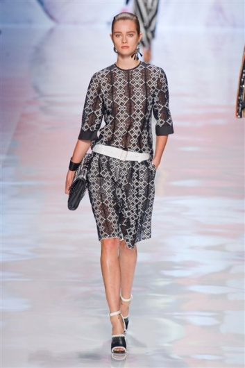 Fotoservizio/SS 2013/WOMEN/ETRO/DP1/18