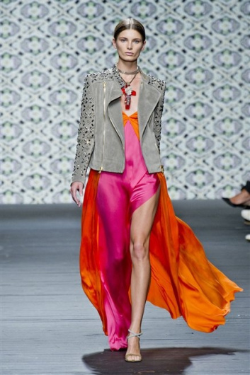 Fotoservizio/SS 2013/WOMEN/ICEBERG/DP1/15