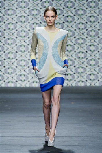Fotoservizio/SS 2013/WOMEN/ICEBERG/DP1/23