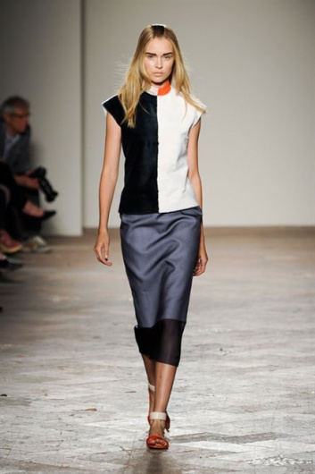 Fotoservizio/SS 2013/WOMEN/GABRIELE COLANGELO/DP1/25