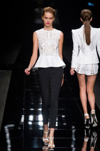 Fotoservizio/SS 2013/WOMEN/JOHN RICHMOND/DP1/1