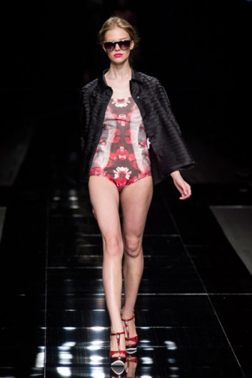 Fotoservizio/SS 2013/WOMEN/JOHN RICHMOND/DP1/8
