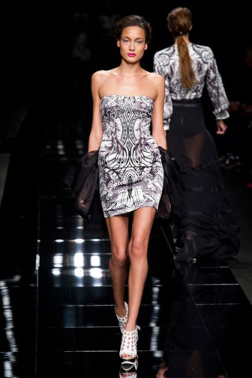 Fotoservizio/SS 2013/WOMEN/JOHN RICHMOND/DP1/21