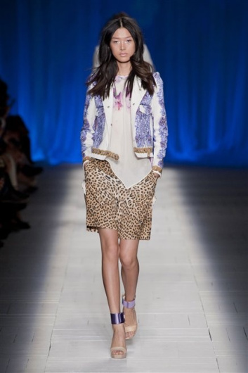 Fotoservizio/SS 2013/WOMEN/JUST CAVALLI/DP1/3