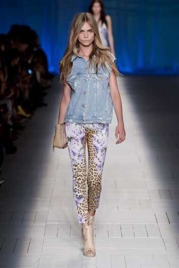 Fotoservizio/SS 2013/WOMEN/JUST CAVALLI/DP1/6