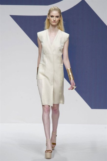 Fotoservizio/SS 2013/WOMEN/KRIZIA/DP1/13