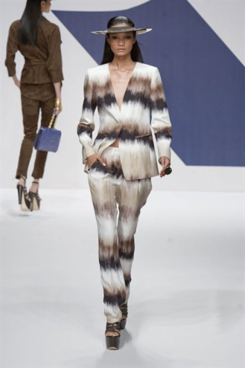 Fotoservizio/SS 2013/WOMEN/KRIZIA/DP1/19