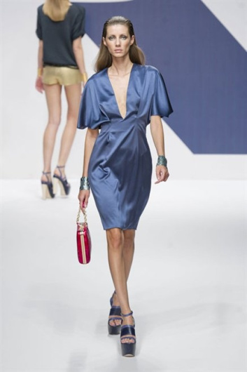 Fotoservizio/SS 2013/WOMEN/KRIZIA/DP1/23