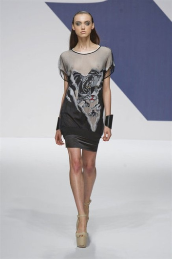 Fotoservizio/SS 2013/WOMEN/KRIZIA/DP1/32
