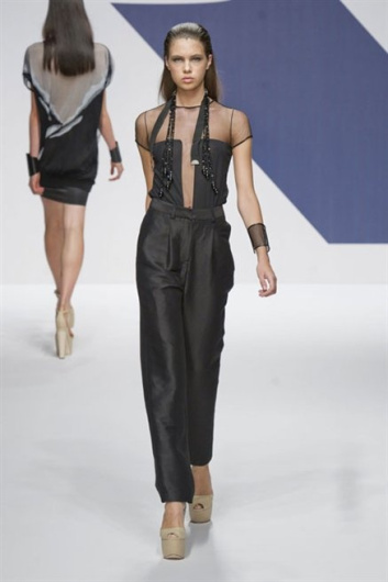 Fotoservizio/SS 2013/WOMEN/KRIZIA/DP1/33
