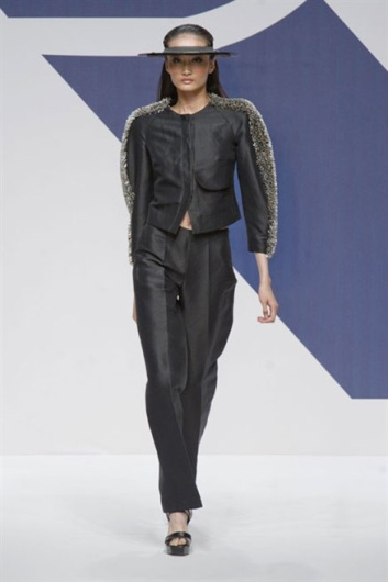 Fotoservizio/SS 2013/WOMEN/KRIZIA/DP1/38