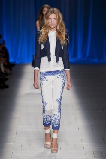Fotoservizio/SS 2013/WOMEN/JUST CAVALLI/DP1/11