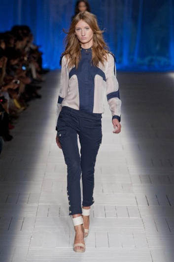 Fotoservizio/SS 2013/WOMEN/JUST CAVALLI/DP1/13