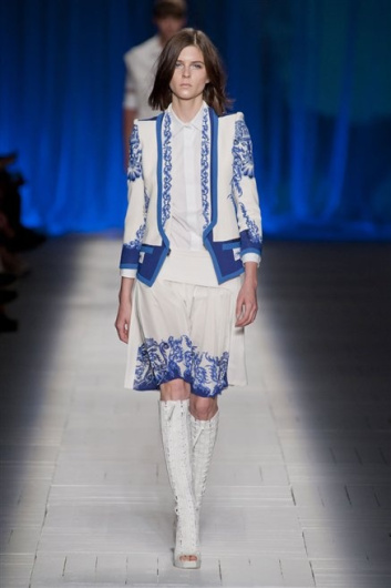 Fotoservizio/SS 2013/WOMEN/JUST CAVALLI/DP1/15