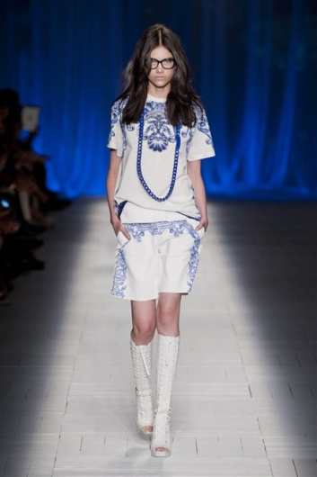 Fotoservizio/SS 2013/WOMEN/JUST CAVALLI/DP1/19