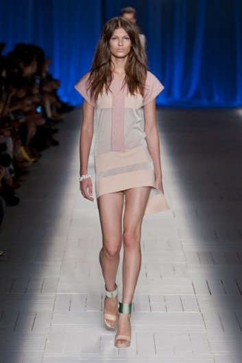 Fotoservizio/SS 2013/WOMEN/JUST CAVALLI/DP1/24