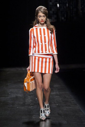 Fotoservizio/SS 2013/WOMEN/MOSCHINO/DP1/27