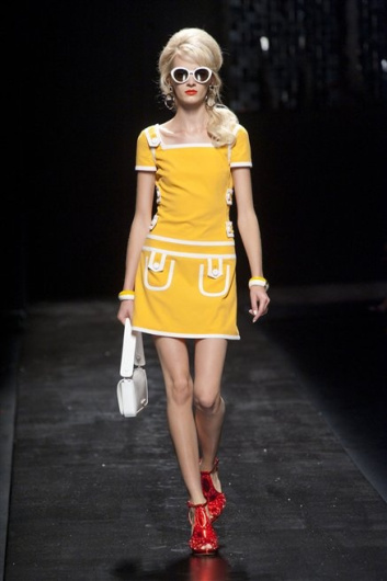 Fotoservizio/SS 2013/WOMEN/MOSCHINO/DP1/29