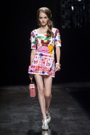 Fotoservizio/SS 2013/WOMEN/MOSCHINO/DP1/37