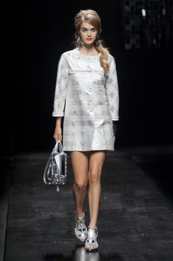 Fotoservizio/SS 2013/WOMEN/MOSCHINO/DP1/14