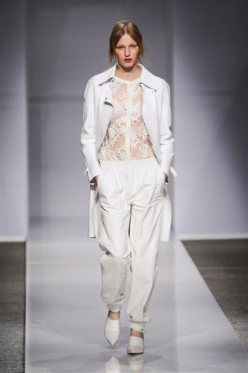 Fotoservizio/SS 2013/WOMEN/PORTS 1961/DP1/11