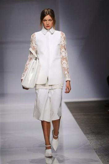 Fotoservizio/SS 2013/WOMEN/PORTS 1961/DP1/12