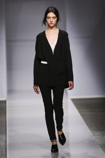 Fotoservizio/SS 2013/WOMEN/PORTS 1961/DP1/13