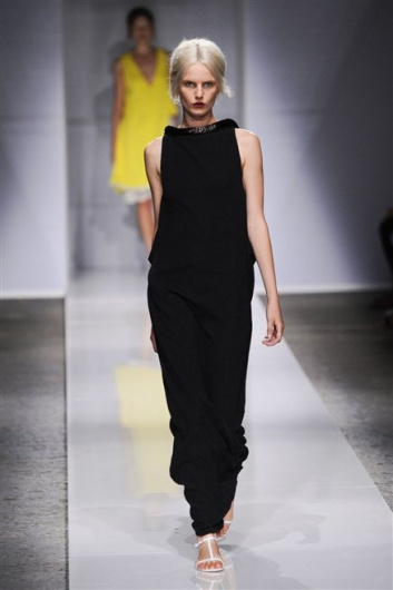 Fotoservizio/SS 2013/WOMEN/PORTS 1961/DP1/17