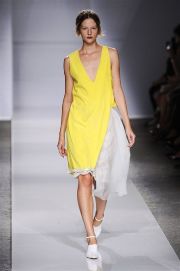 Fotoservizio/SS 2013/WOMEN/PORTS 1961/DP1/18
