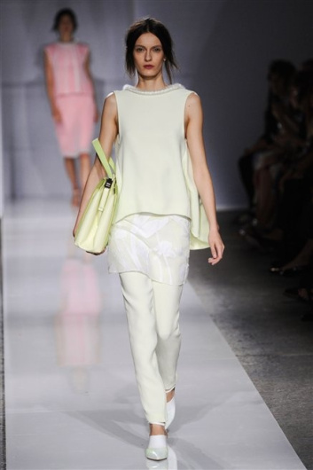 Fotoservizio/SS 2013/WOMEN/PORTS 1961/DP1/23