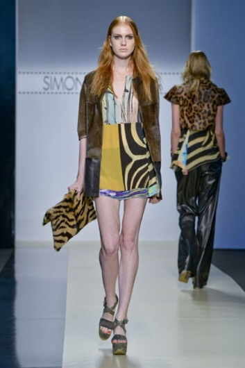 Fotoservizio/SS 2013/WOMEN/SIMONETTA RAVIZZA/DP1/6