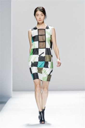 Fotoservizio/SS 2013/WOMEN/SPORTMAX/DP1/13
