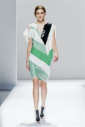 Fotoservizio/SS 2013/WOMEN/SPORTMAX/DP1/24