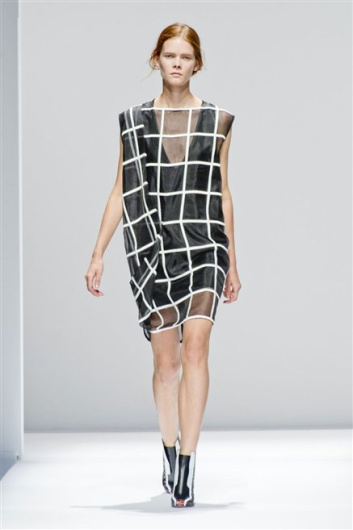 Fotoservizio/SS 2013/WOMEN/SPORTMAX/DP1/40