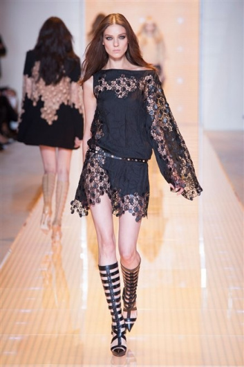 Fotoservizio/SS 2013/WOMEN/VERSACE/DP1/4