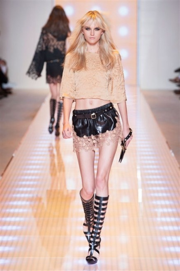 Fotoservizio/SS 2013/WOMEN/VERSACE/DP1/5