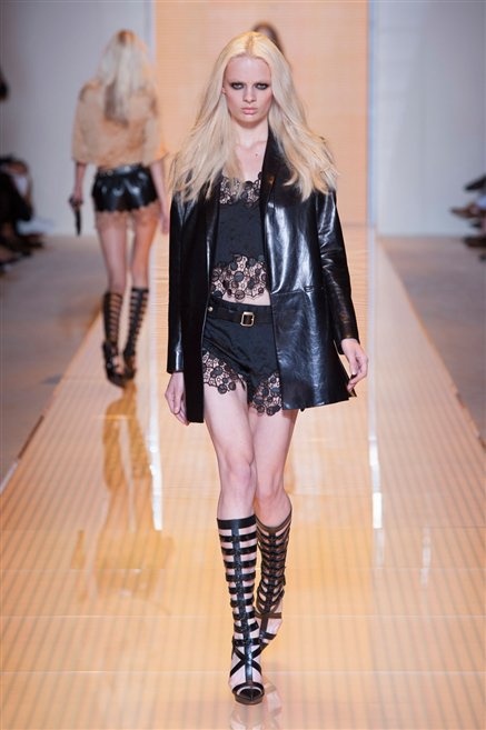 Fotoservizio/SS 2013/WOMEN/VERSACE/DP1/6