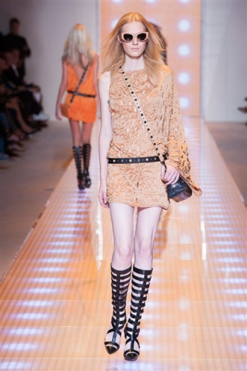 Fotoservizio/SS 2013/WOMEN/VERSACE/DP1/10