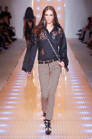 Fotoservizio/SS 2013/WOMEN/VERSACE/DP1/13