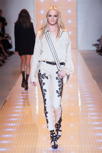 Fotoservizio/SS 2013/WOMEN/VERSACE/DP1/18