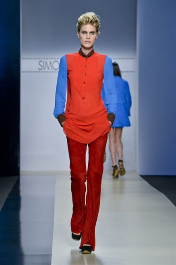 Fotoservizio/SS 2013/WOMEN/SIMONETTA RAVIZZA/DP1/14