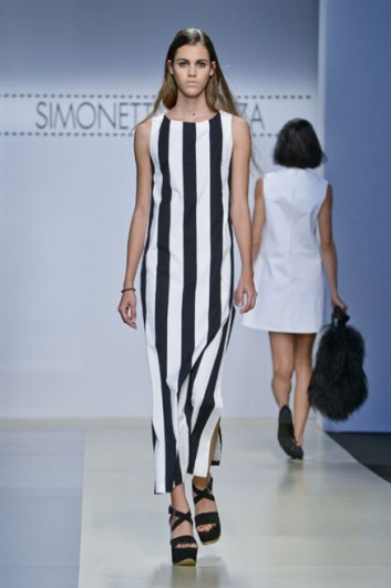 Fotoservizio/SS 2013/WOMEN/SIMONETTA RAVIZZA/DP1/19