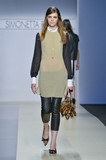 Fotoservizio/SS 2013/WOMEN/SIMONETTA RAVIZZA/DP1/25