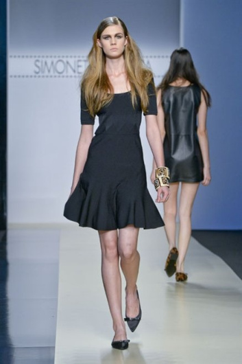 Fotoservizio/SS 2013/WOMEN/SIMONETTA RAVIZZA/DP1/29